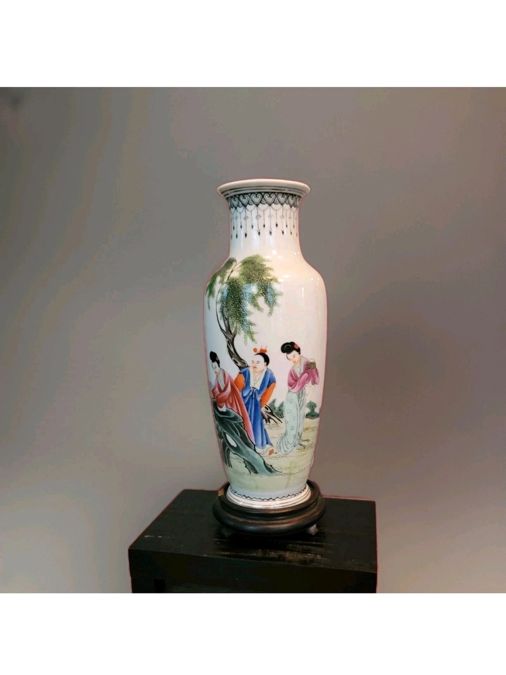 Antique Chinese Vase with Carved Stand  (1912 to 1949) Hand Painted 9 inches